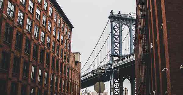 个人对AI绘画的看法和建议（个人对AI绘画的看法和建议作文）