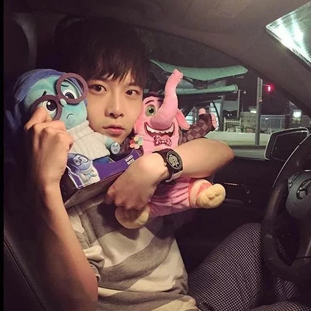 陶若嘉群
