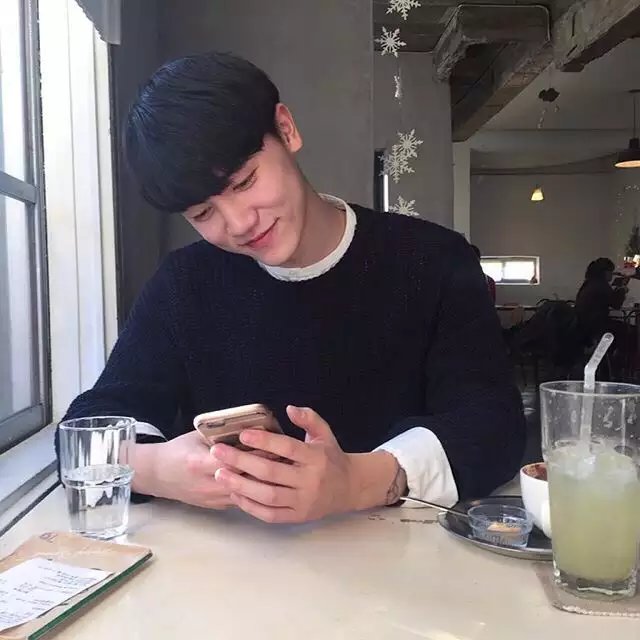 朱欣飞平
