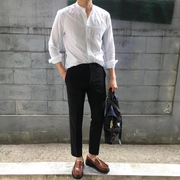 贺贵凝顺