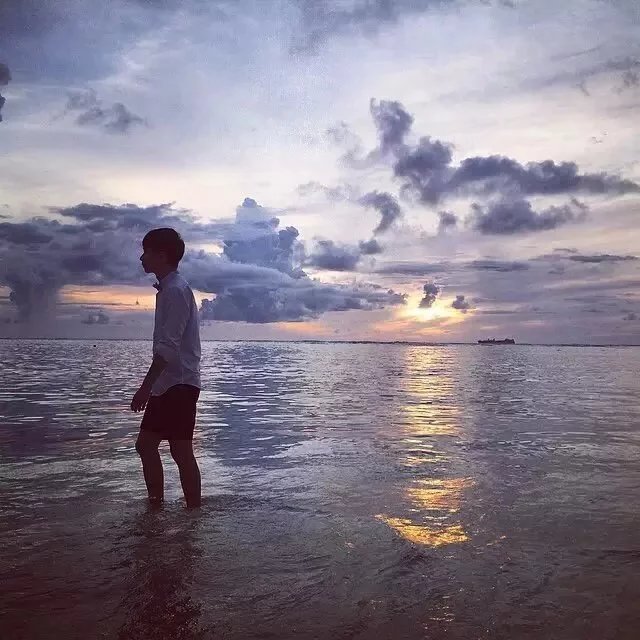 单于飞家羽