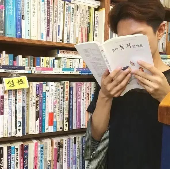 逄容楠巧