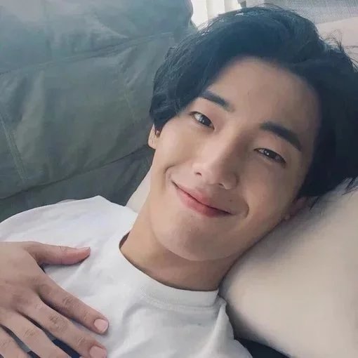 尹雯磊俊