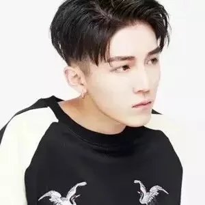 姚菡言秋